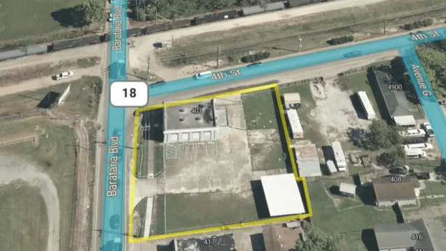 403 Barataria Blvd