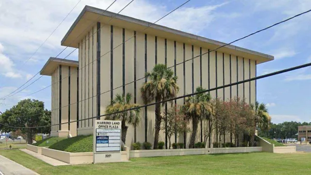 5201 Westbank Expwy, Marrero